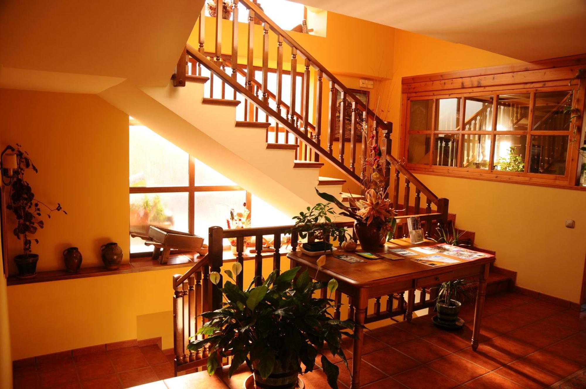 Hotel Arnal Escalona Extérieur photo
